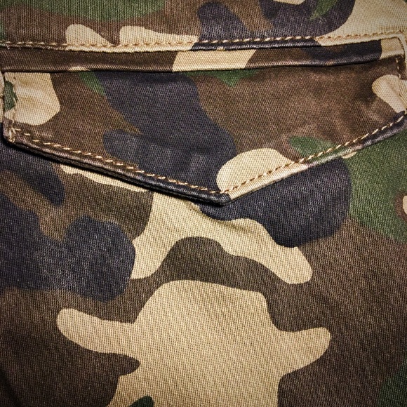 Women’s Camo Pants - Picture 9 of 15